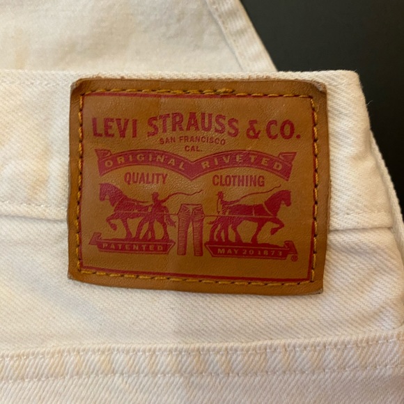 Levi’s White Denim Overalls - Picture 5 of 8